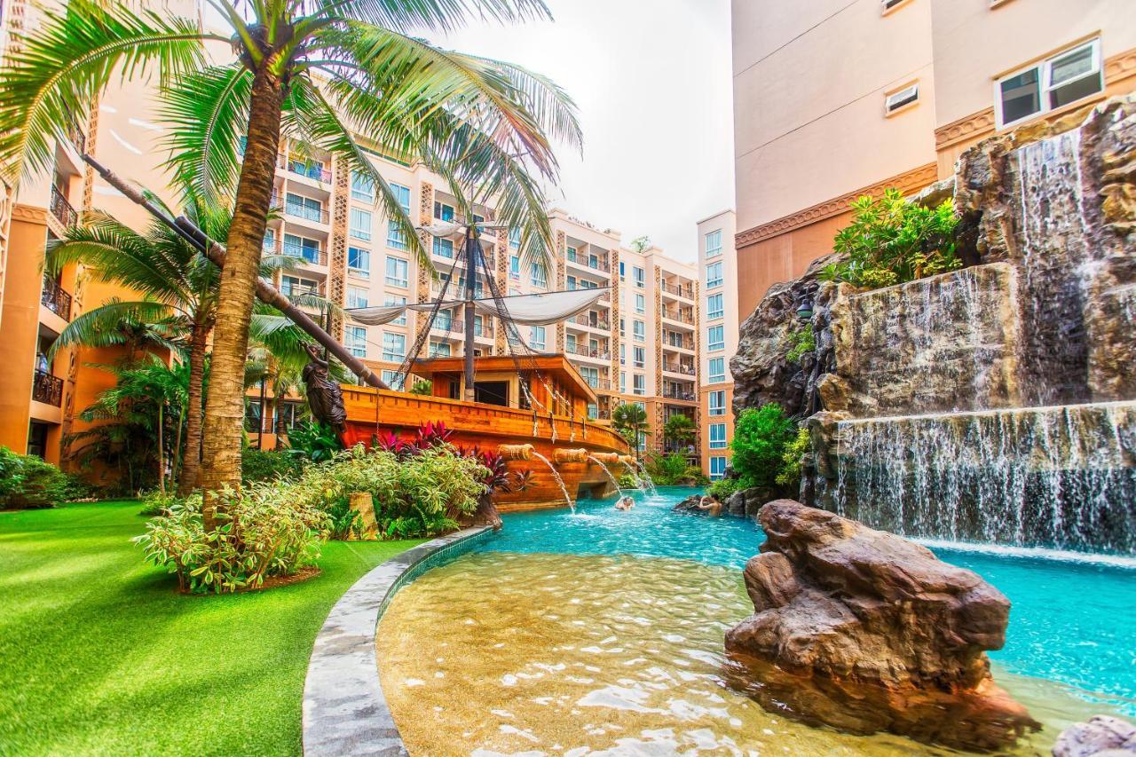 Atlantis Residence Jomtien Beach Eksteriør billede